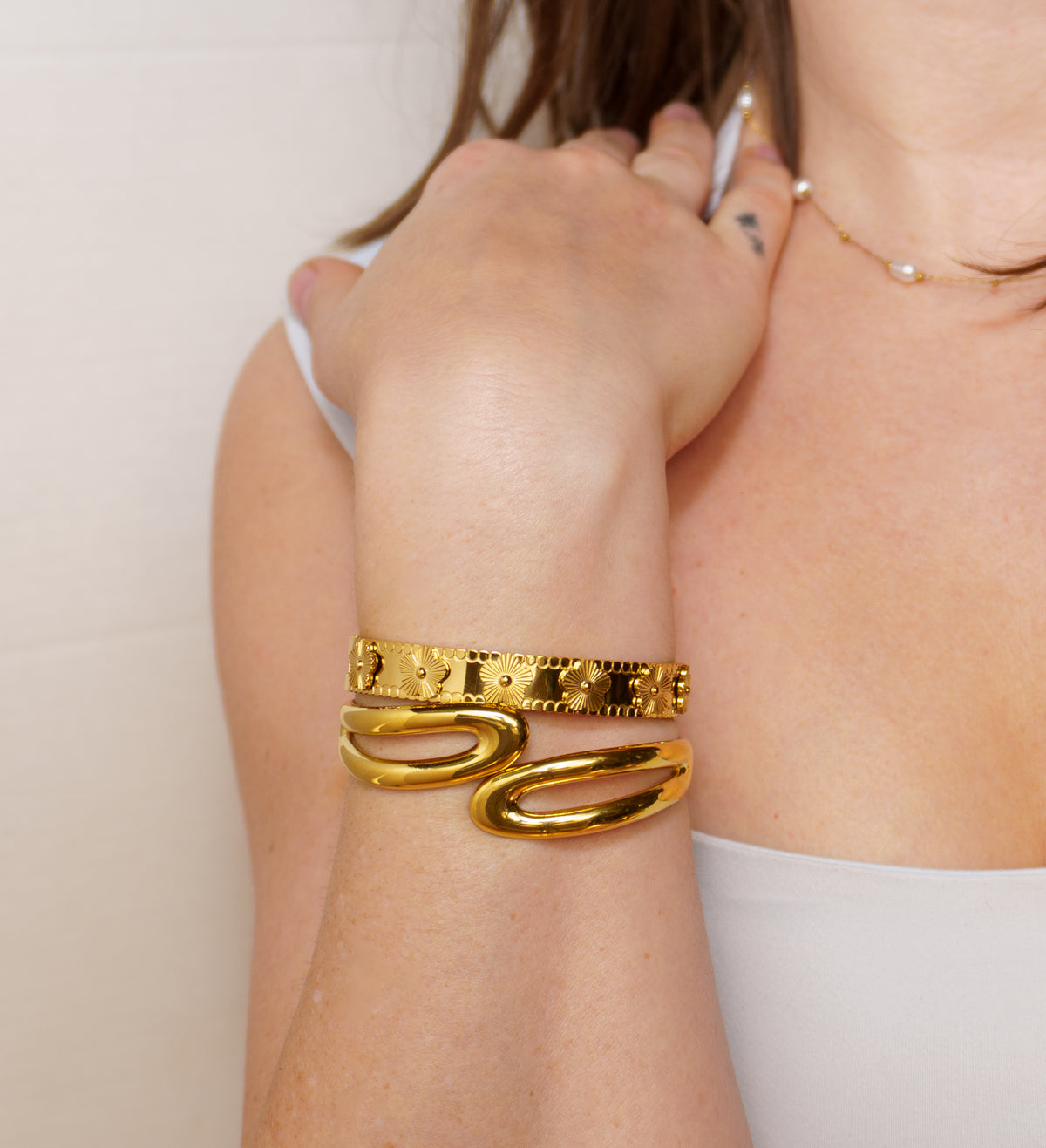 Flower Stainless Steel Bangle