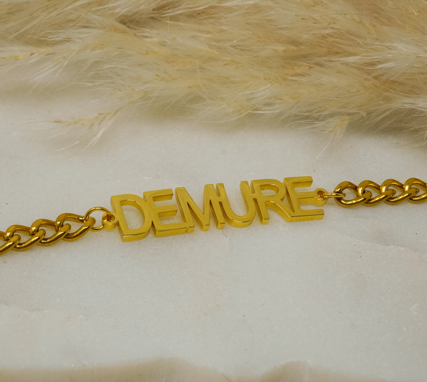 Demure Chain Bracelet